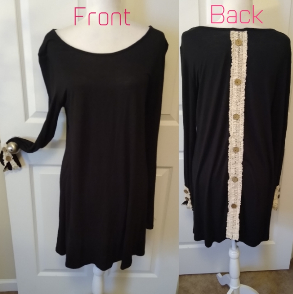 12PM by Mon Ami Black Knit Embellished dress. Large